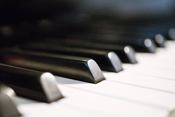 Belajar Piano Dasar Pemula dengan Musik Pop, Jazz, dan Worship